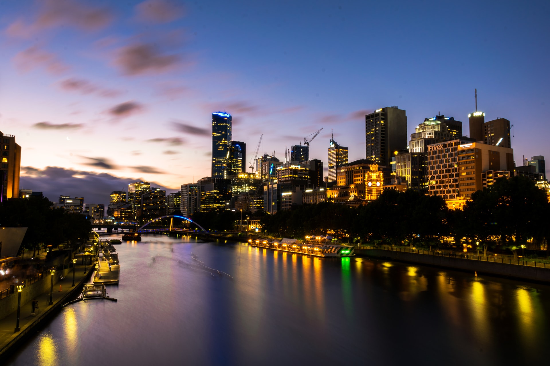 Melbourne city at night